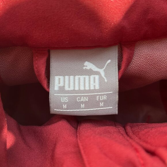 ARSENAL FC PUMA RED RAIN COAT (WHIT FOLDABLE HOOD) SIZE M - Picture 3 of 5
